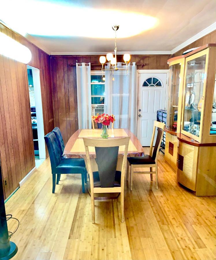 Lga Airport 3 Mins, 3 Bedroom Duplex House, Parking And Private Backyard, 9Mins Subway! Нью-Йорк Экстерьер фото